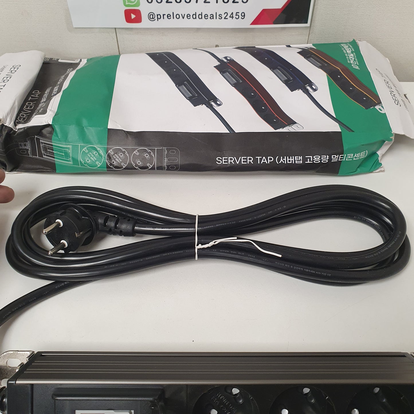 Almunium hyundai  3 Socket extension with Breaker system, 8