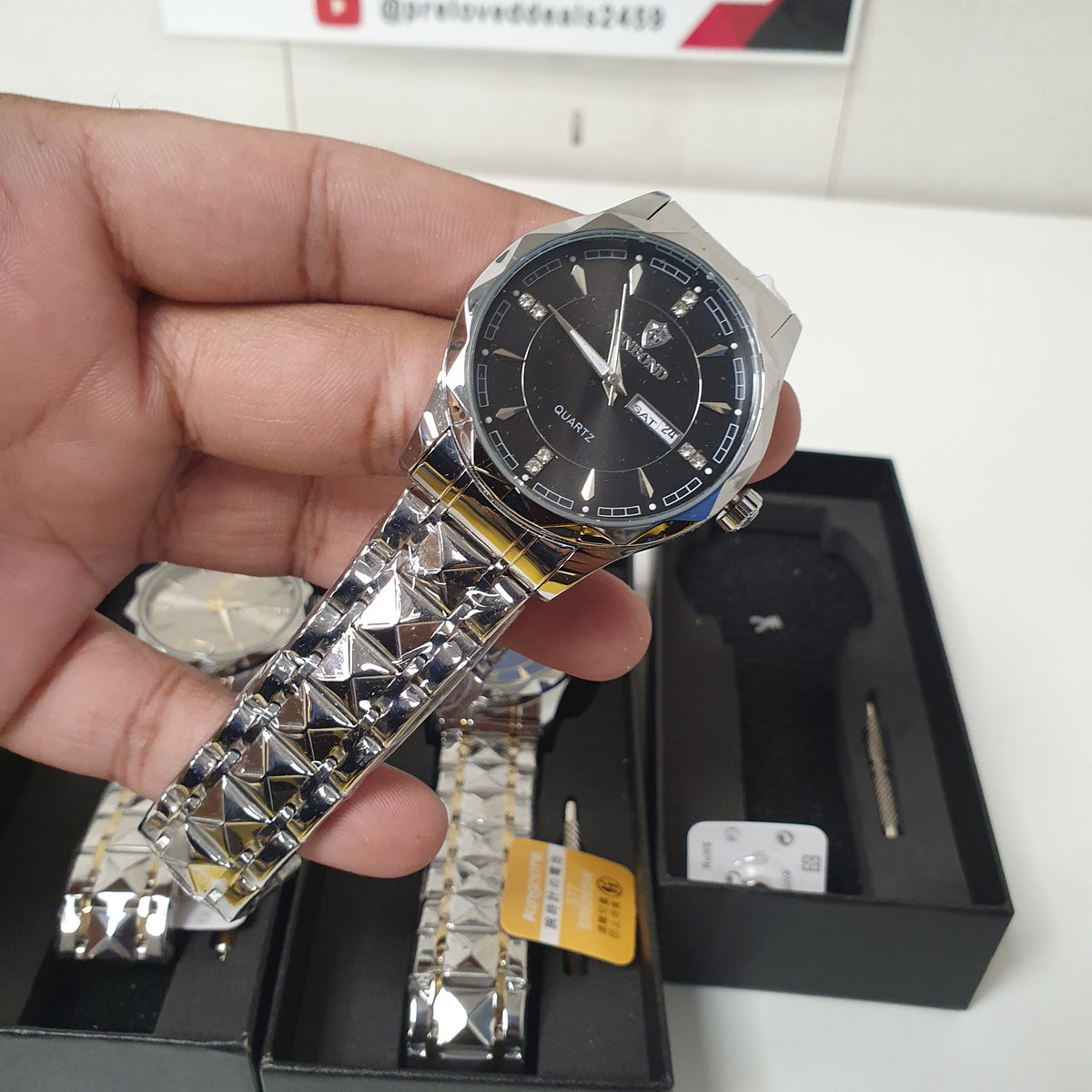 Binbond Quartz Watch , 30