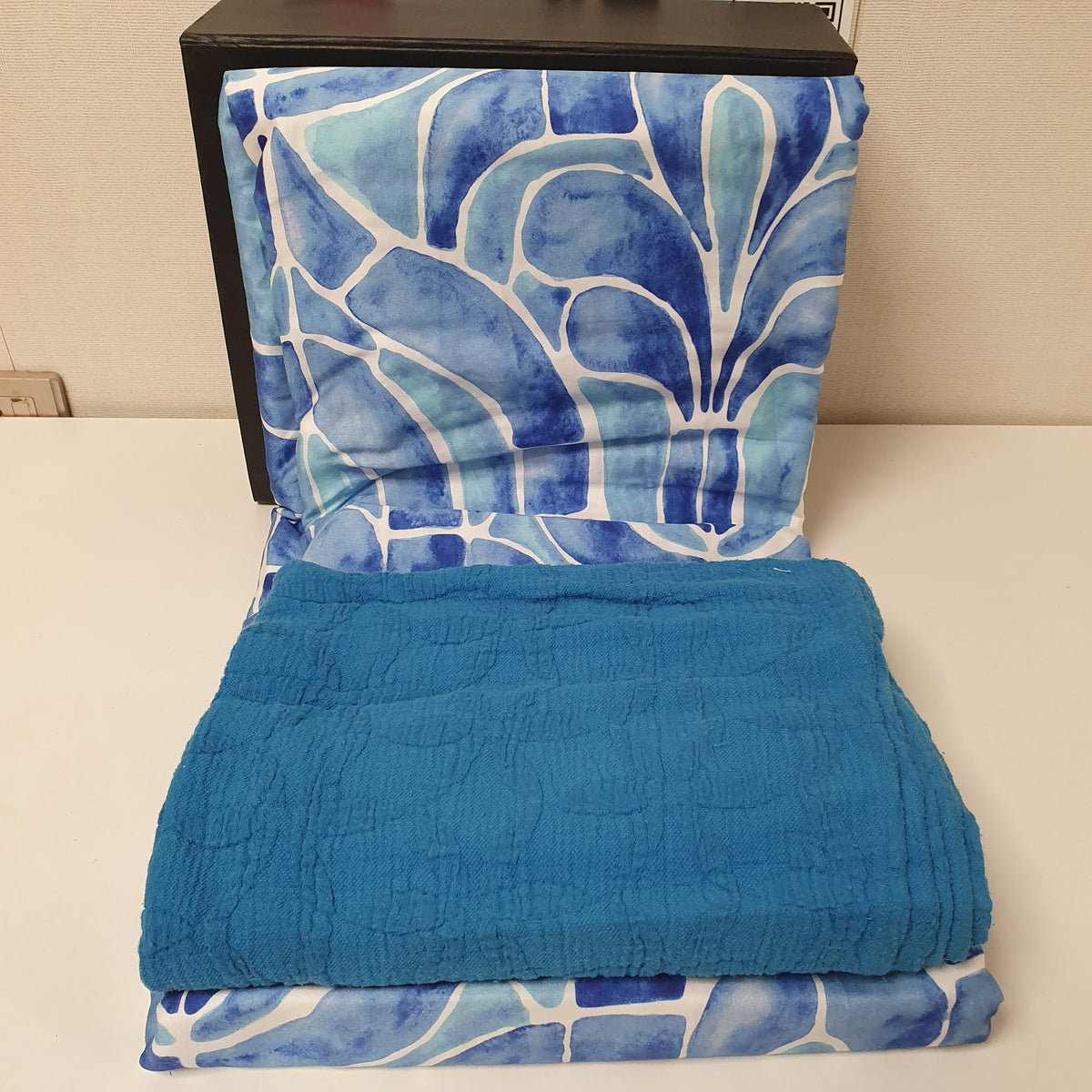 Etavonni Home Blue Bedsheet, 9