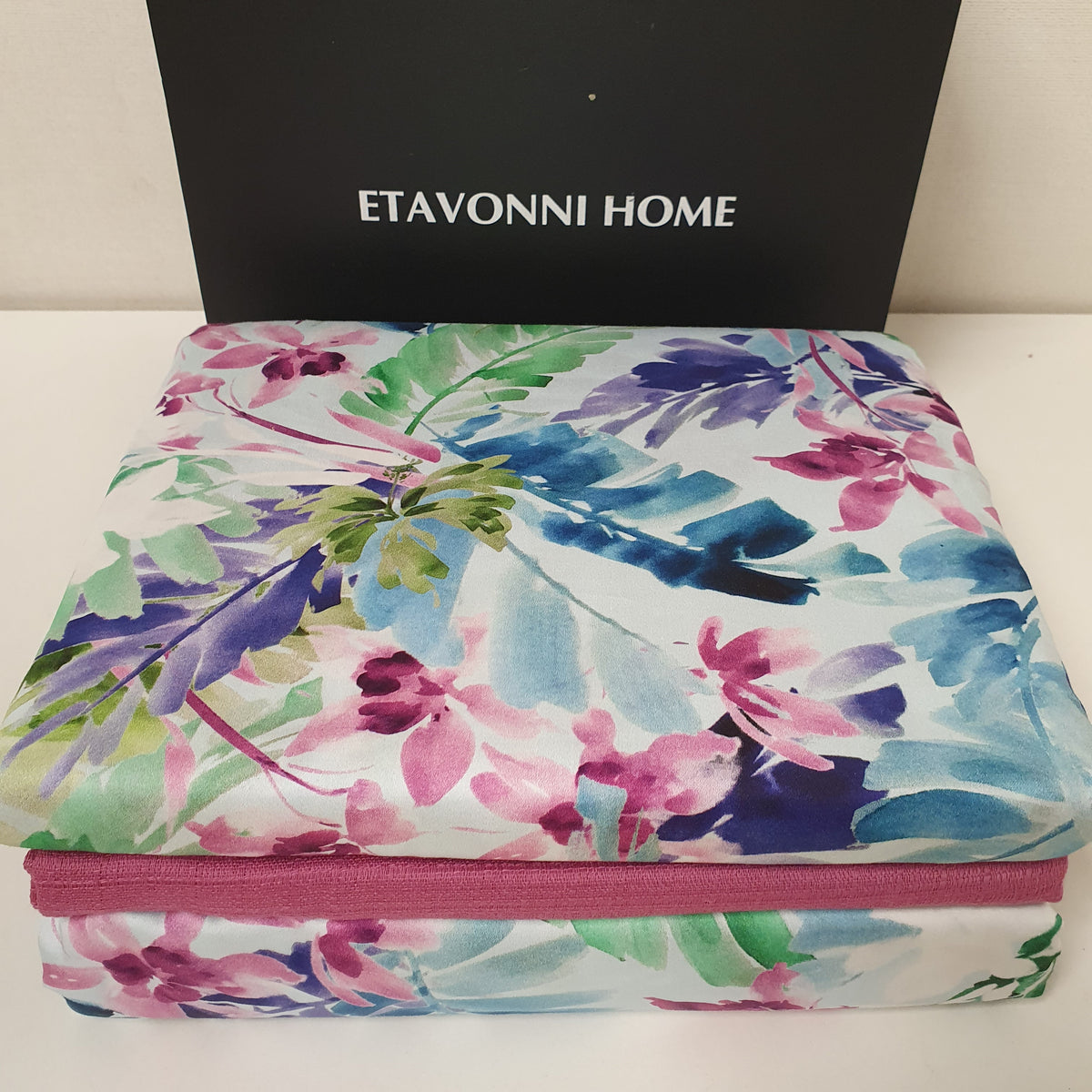 Multi Color Printed Bedsheet  Gift Box Multi Color Print, 4