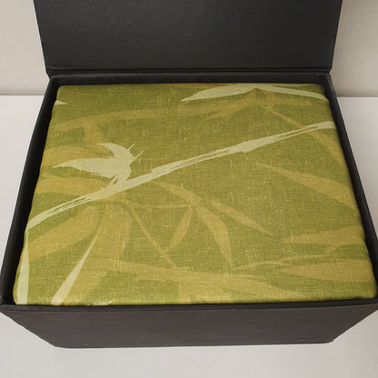 Eatavonni Home Green Bedsheet , 1