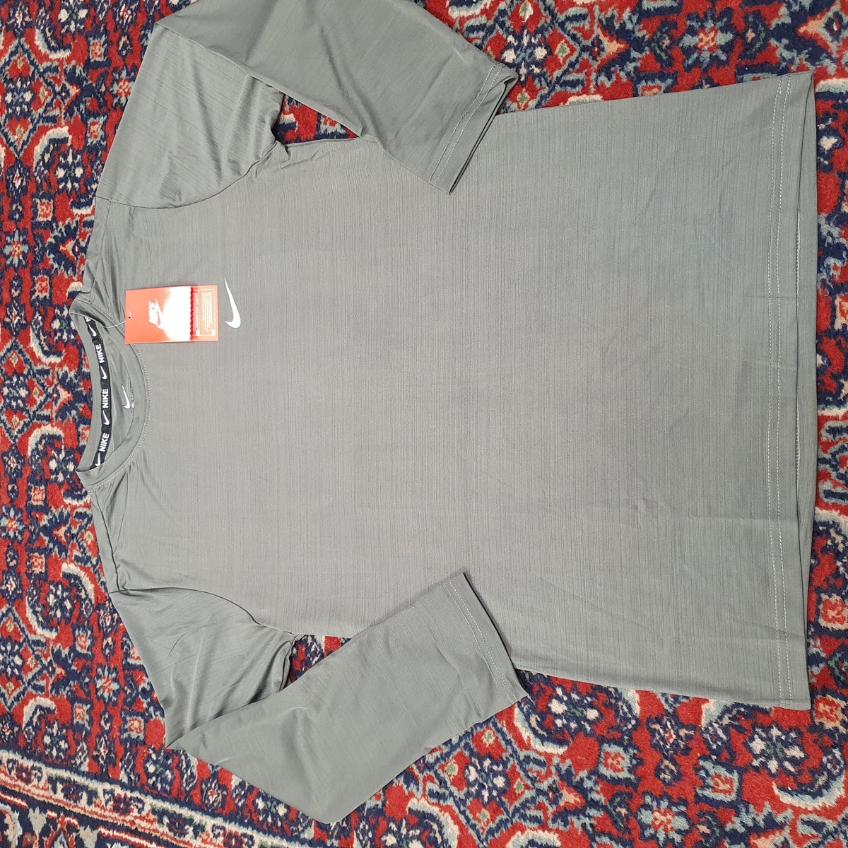 Nike Dark Grey Premoum Fit Full Sleeves Shirt, 4