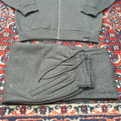 Dark Grey Nike Warm Suit, 45554