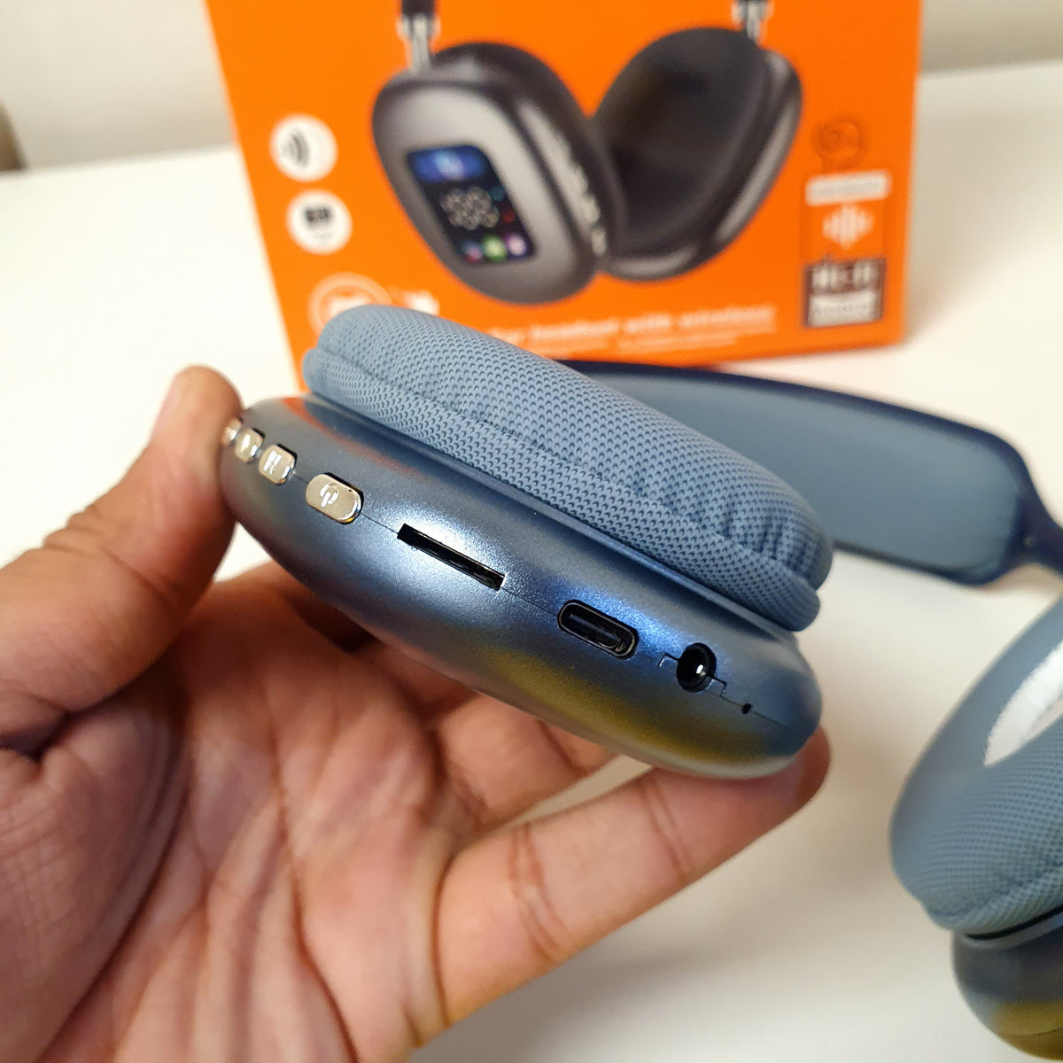 SuperBass Headphones Wireless Bluetooth 617BT , 22950