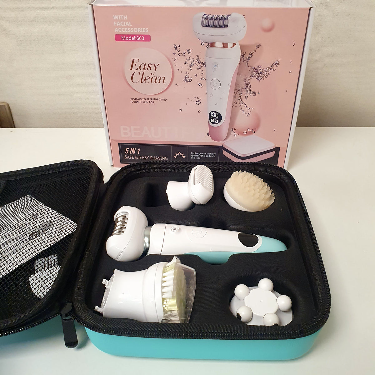 Easy Clean With Facial Accessories Beauty Cleaning Shaver, 22250