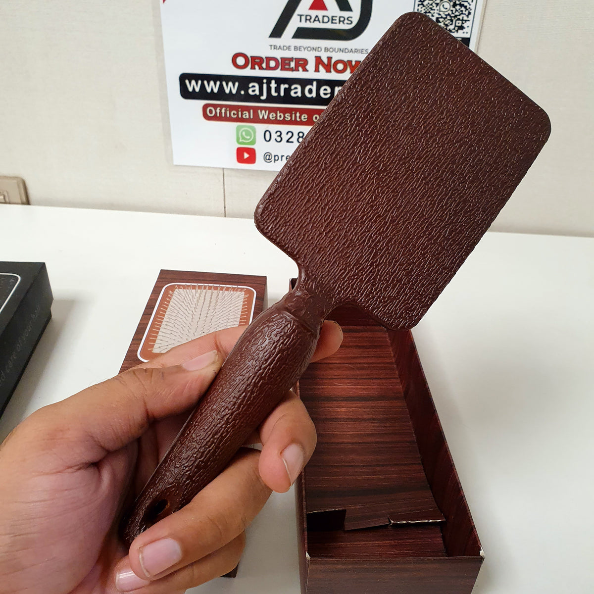 Nitro Paddle Brush Ceramic Brush, 61300