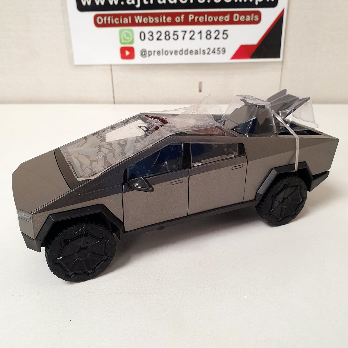 Cyber Truck Model, 22200