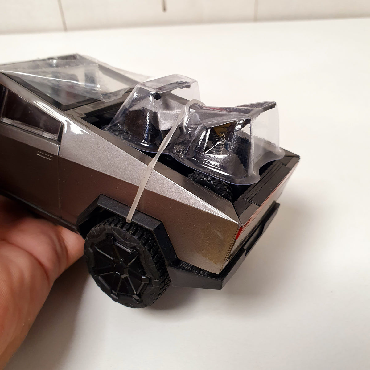 Cyber Truck Model, 22200