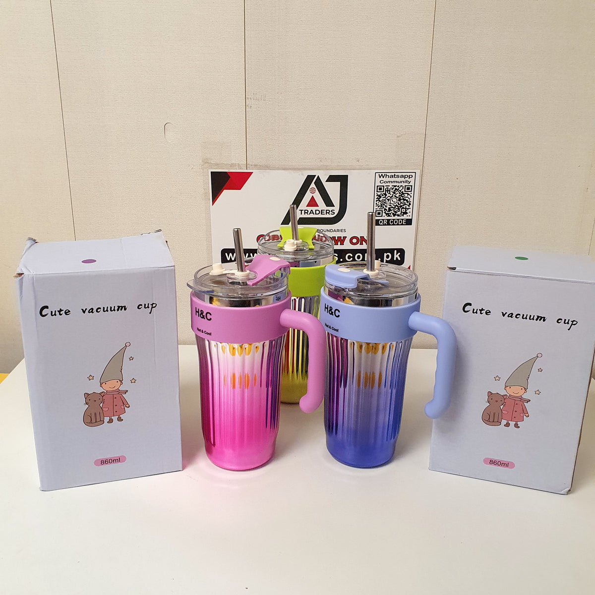 Cute Vacuumed Cup with Stainless Steel Straw, 32100