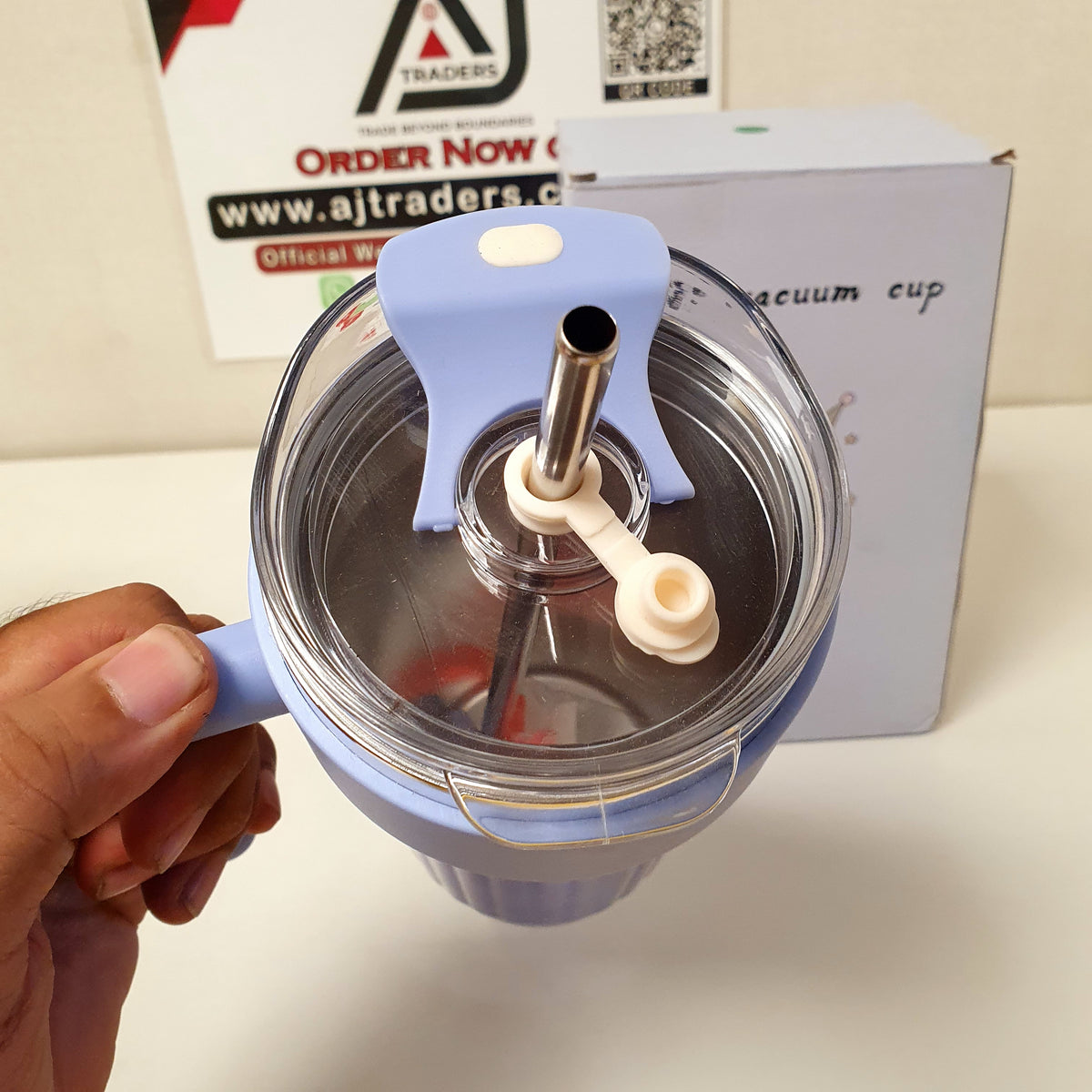 Cute Vacuumed Cup with Stainless Steel Straw, 32100