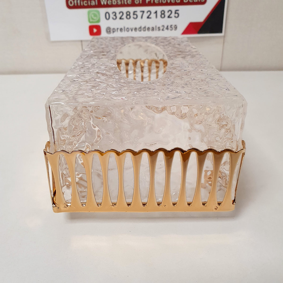 Acrylic Tissue Box with Golden Stand, 11610