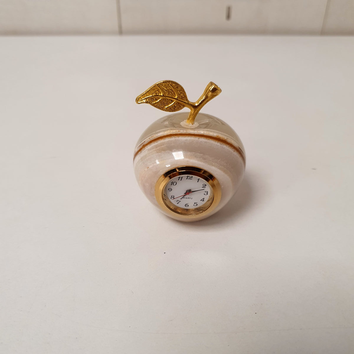 Apple Style Table Clock, 32130