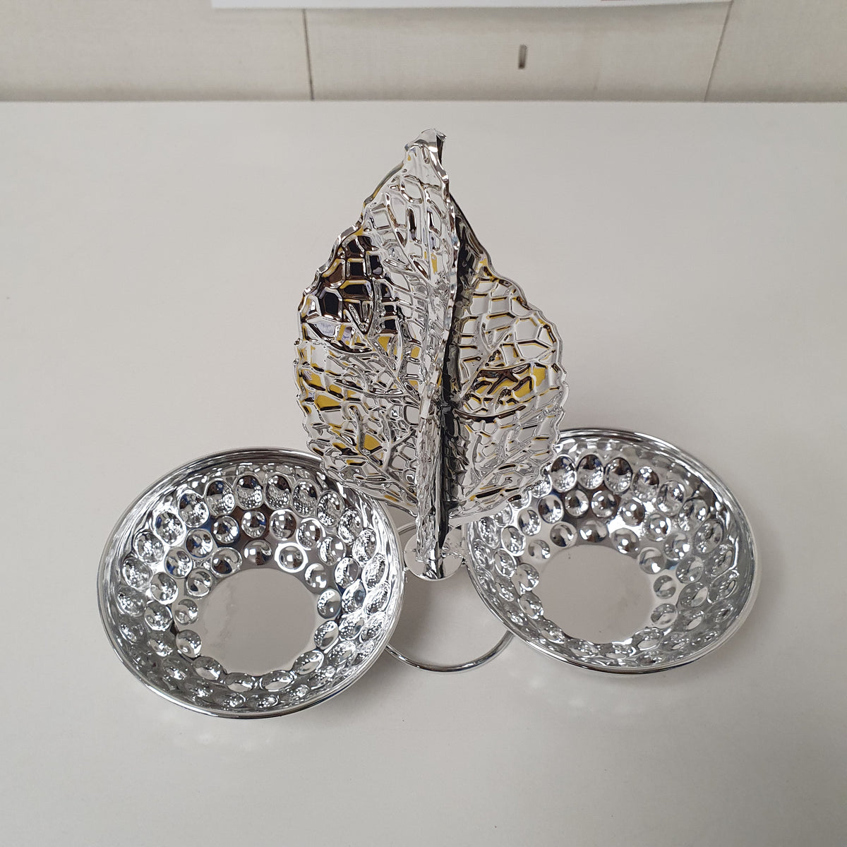 Silver Decoration Leaf with 2 Bowls, 31800
