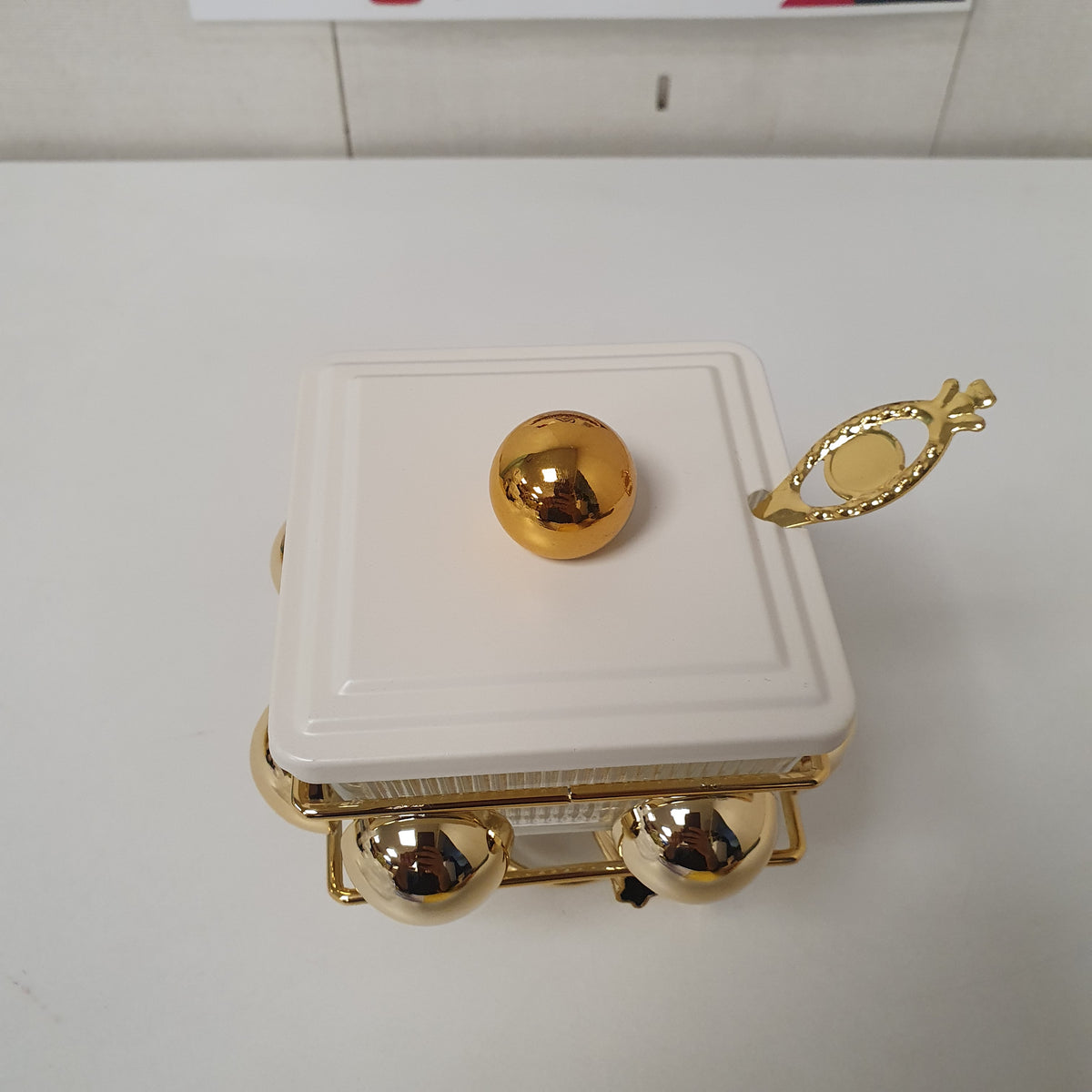 Golden Stand Sugar Pot, 31875