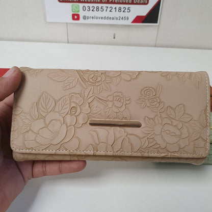 Decorative Embossed Style Ladies Wallet, 101600