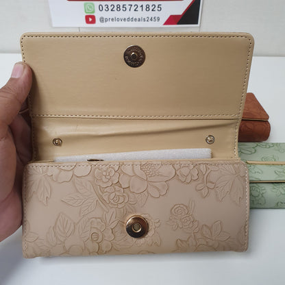 Decorative Embossed Style Ladies Wallet, 101600