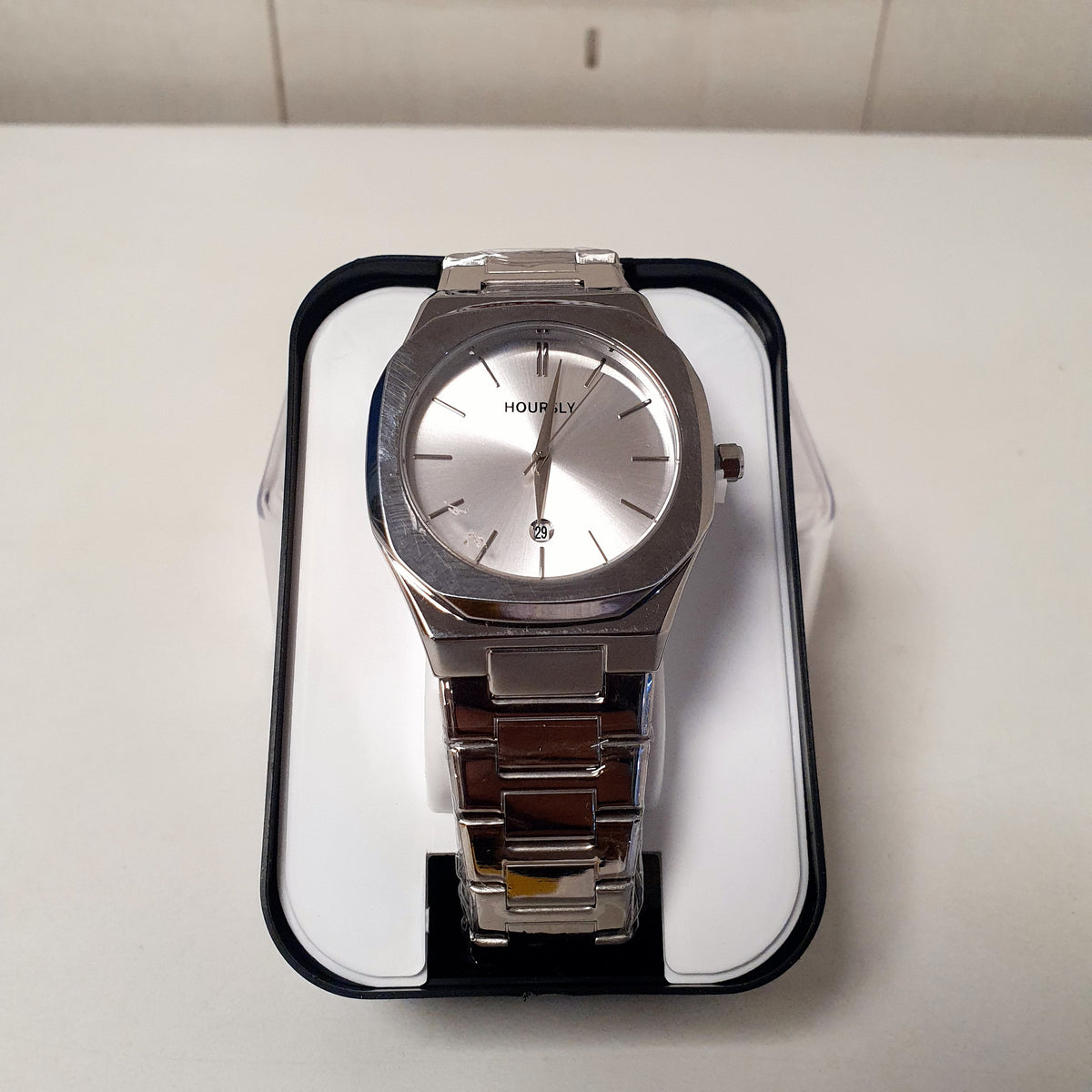 Hoursly Watch Boxed, 12400