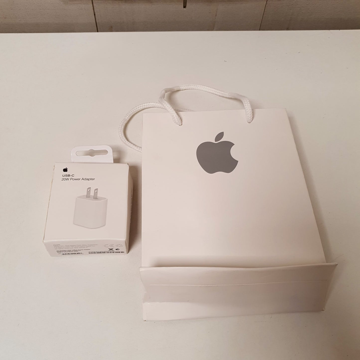 Apple 20W USB-C Power Adapter Fast Wall Charger