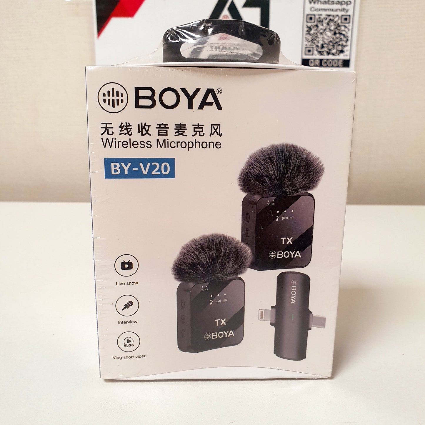 BOYA BY-V20 Wireless Lavalier Microphone for USB-C and Iphone