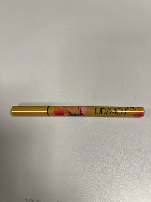 Huda moji matte Eye Liner