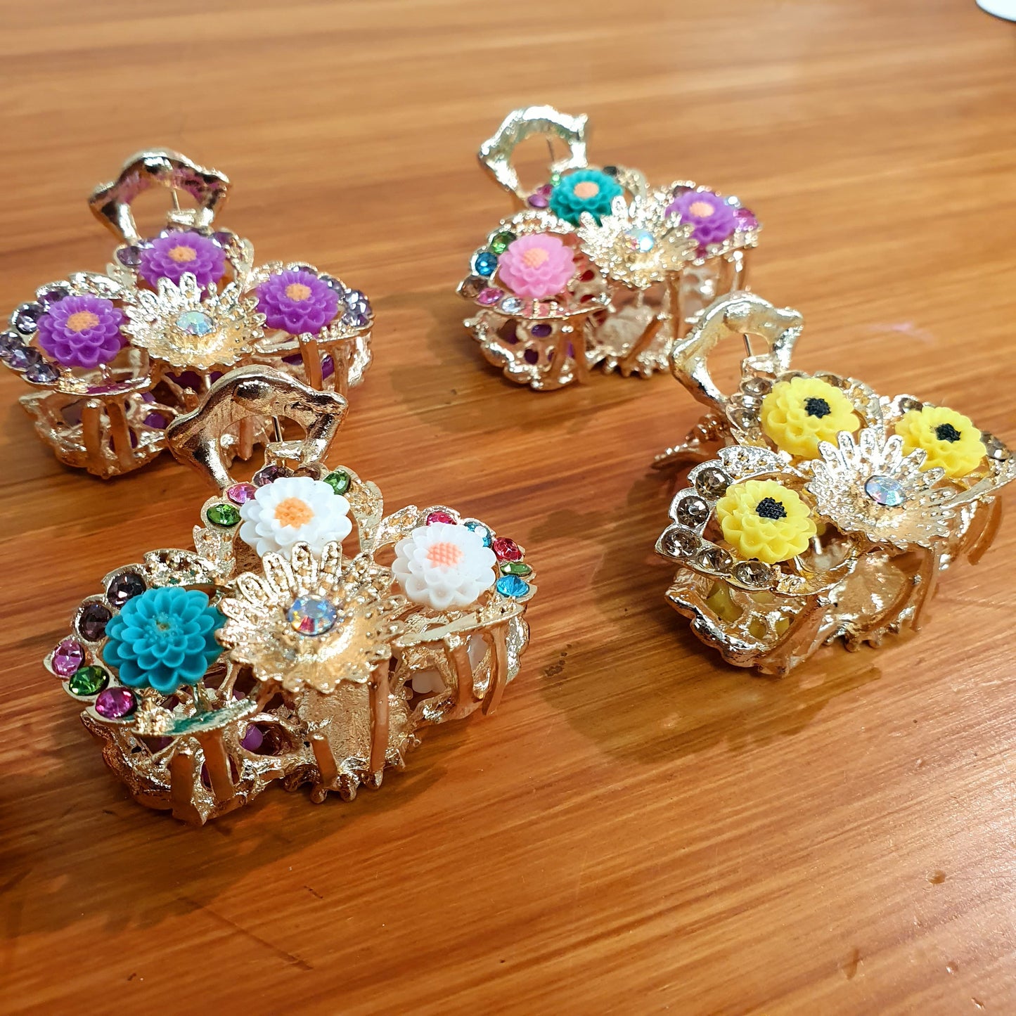 Metal Hair Clips Floral Mix Colors Style