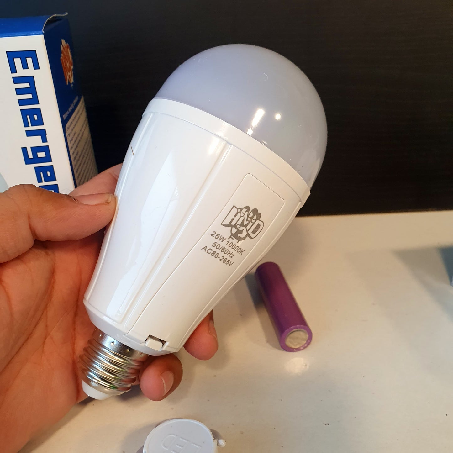 Emergency Bulb 25w Rechargeable 31950