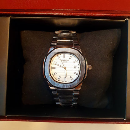 Patek Phillpe Geneve Watch, 5556