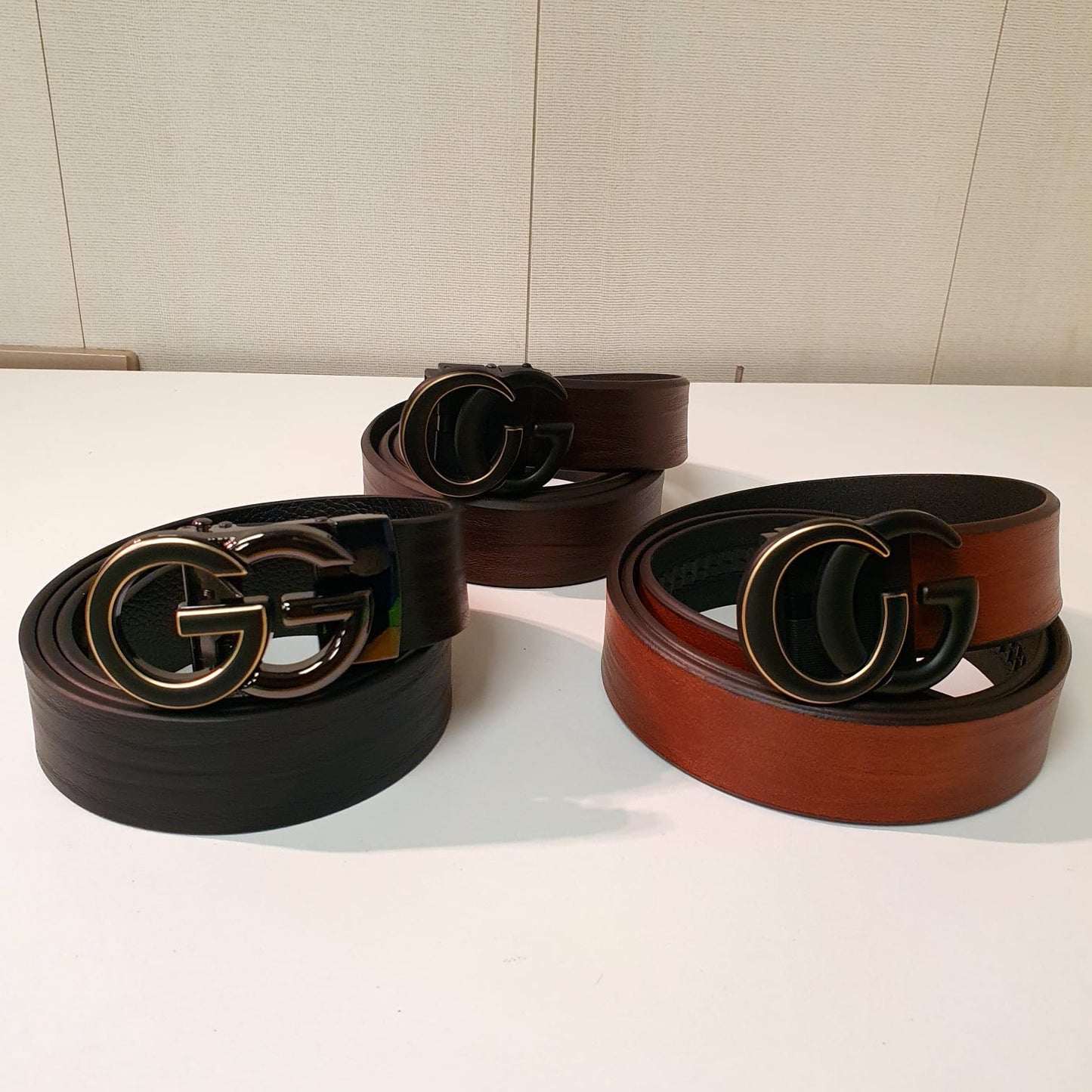 Gucci Logo Buckel Belt  8780
