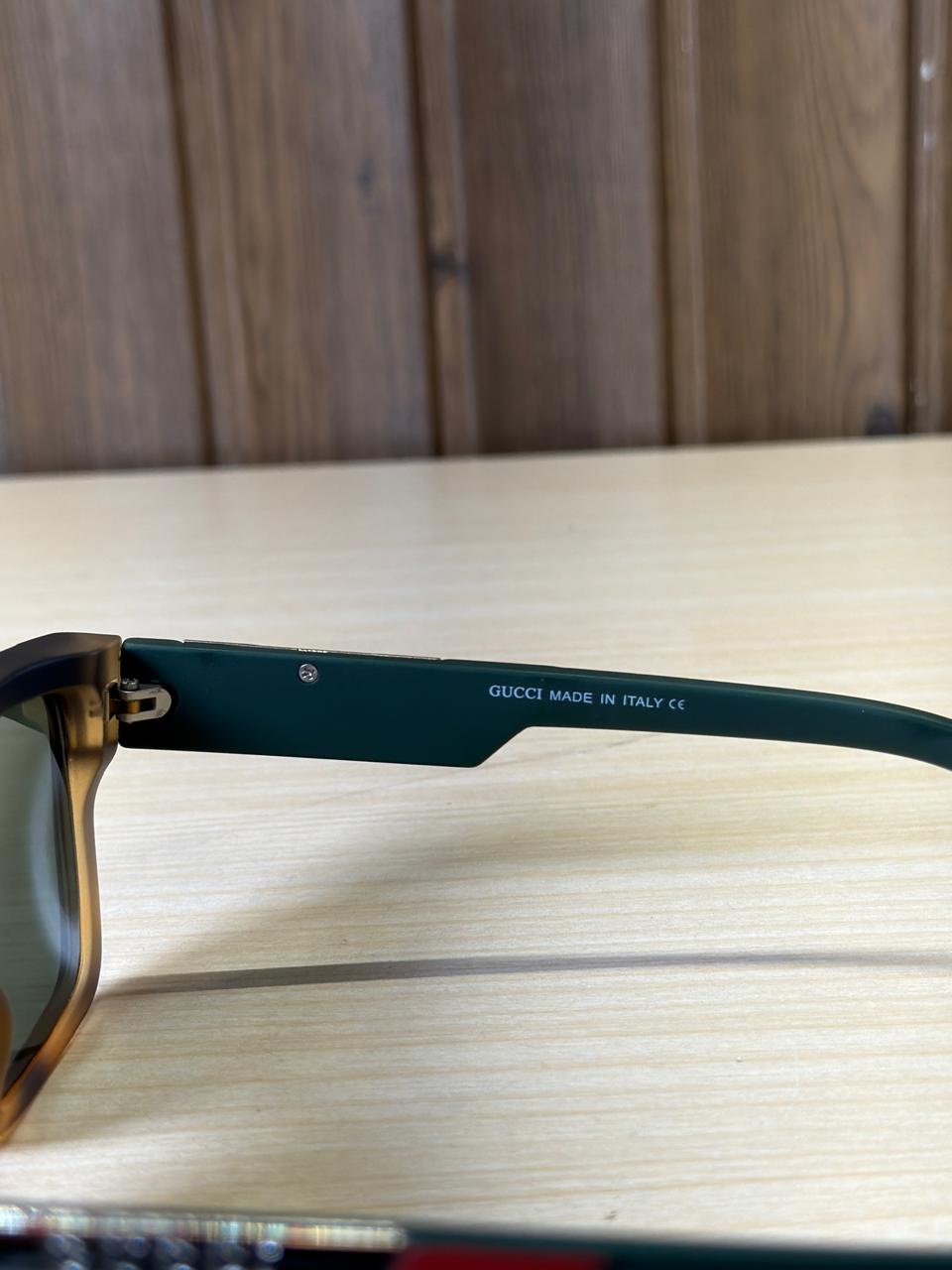 Gucci Sun Glasses 322151