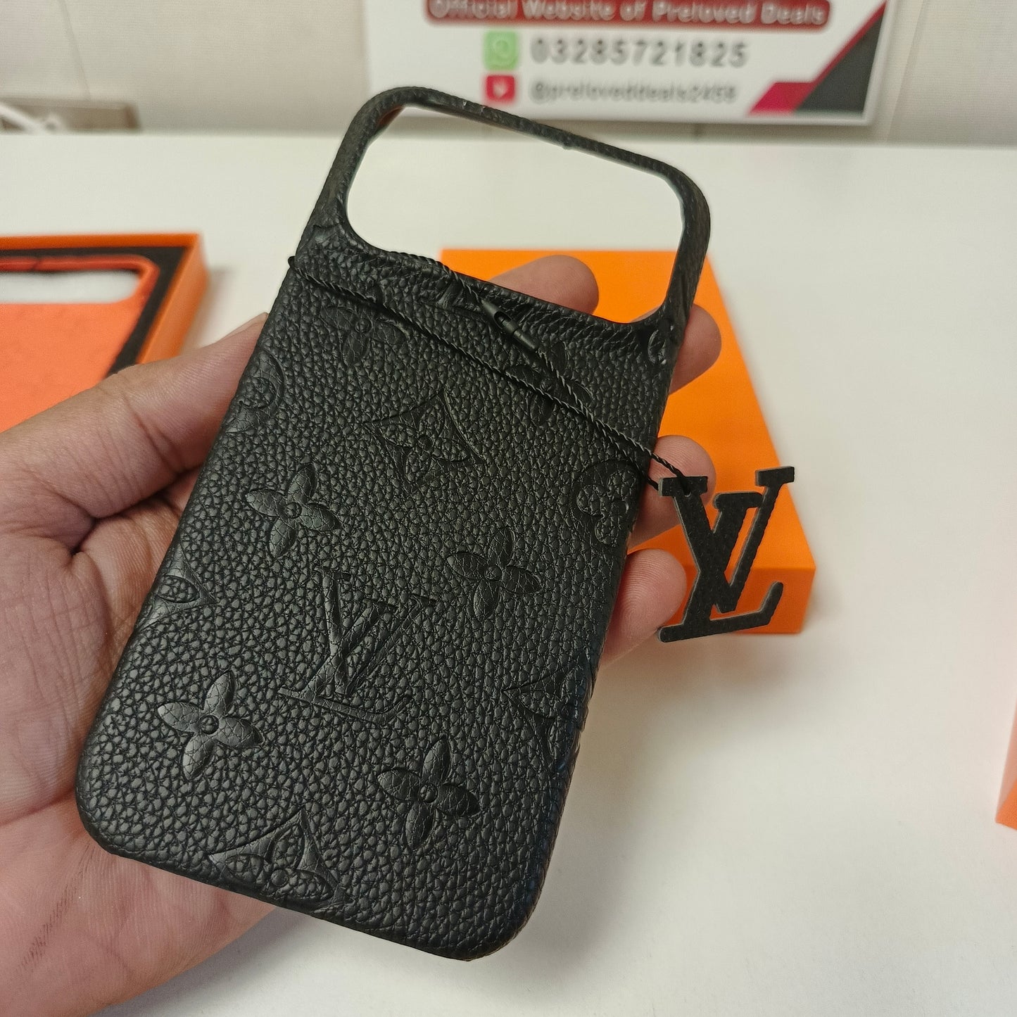 Iphone LV 17 Pro Max Cover, 161310