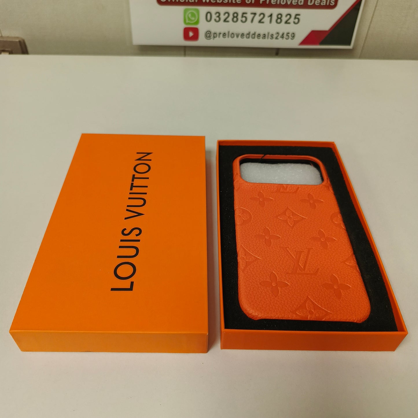 Iphone LV 17 Pro Max Cover, 161310