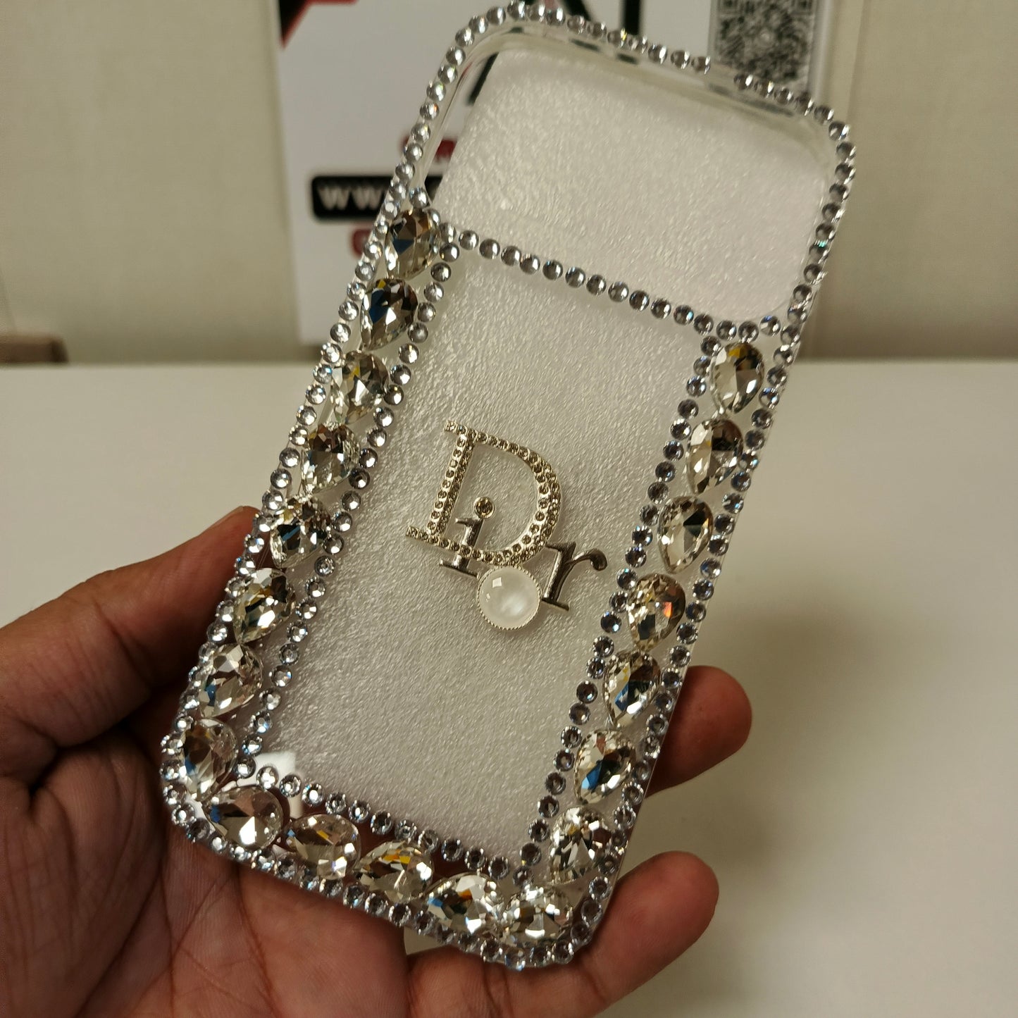 Dior Decorated Iphone 17 Pro Max Cover, 101880