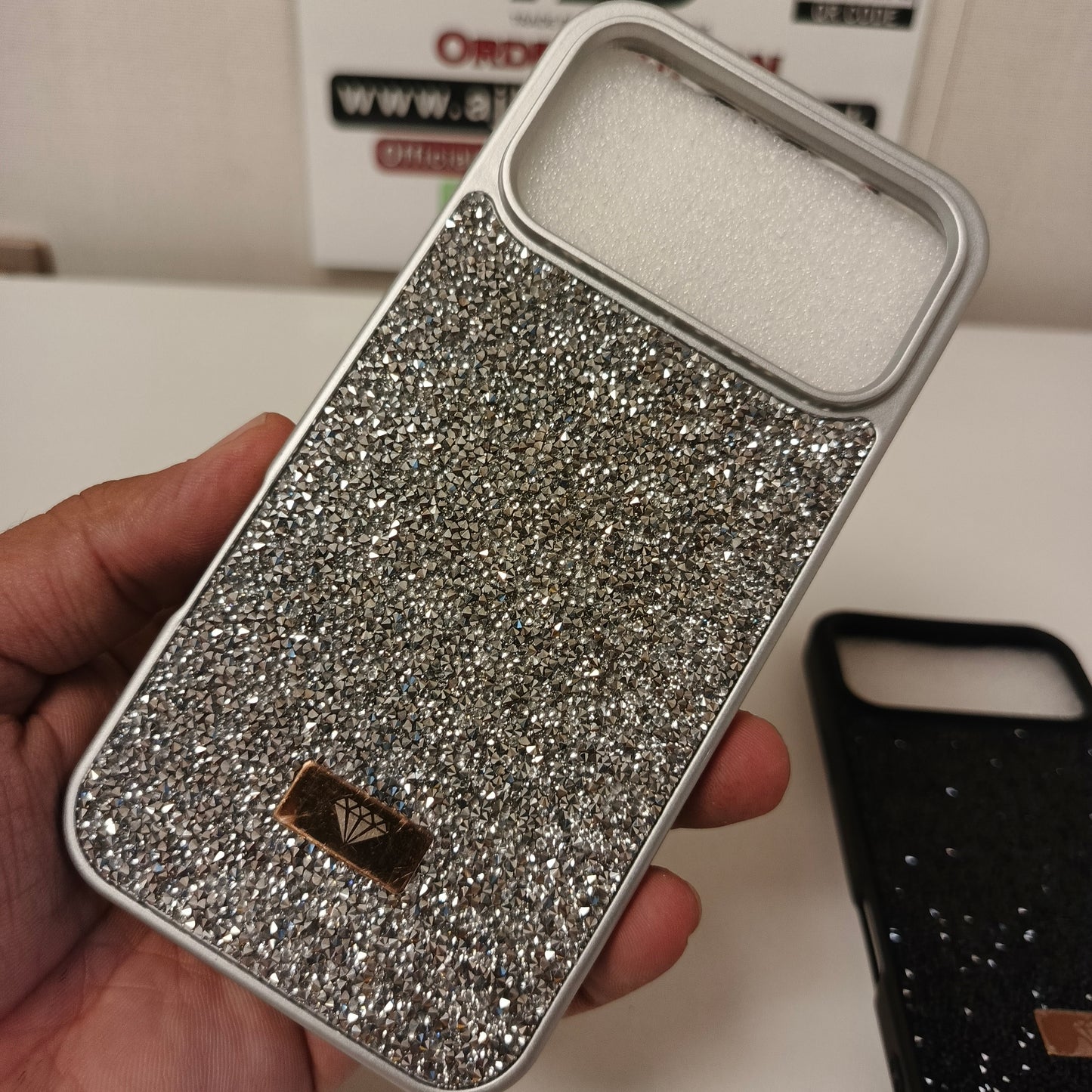 17 Pro Max Glitter Cover, 121600