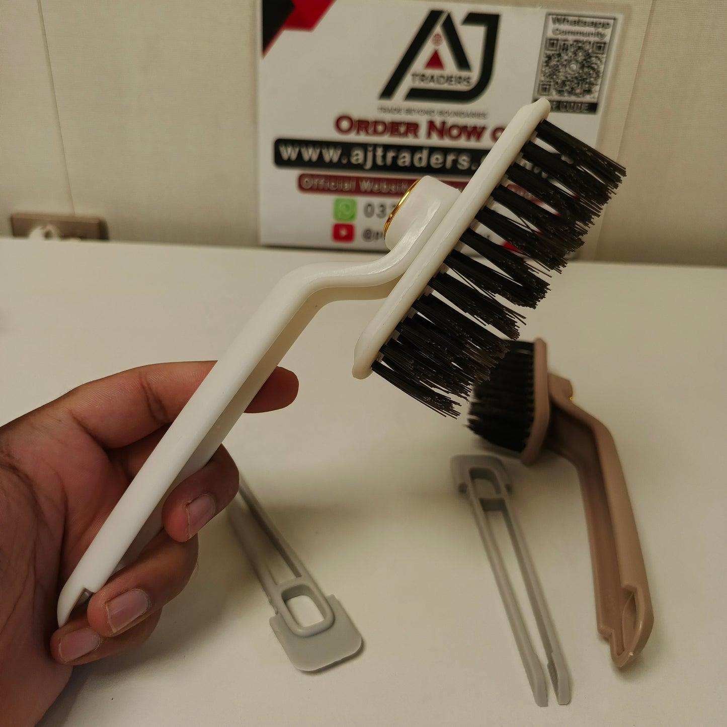 Wire Cleaning Brush, 241220