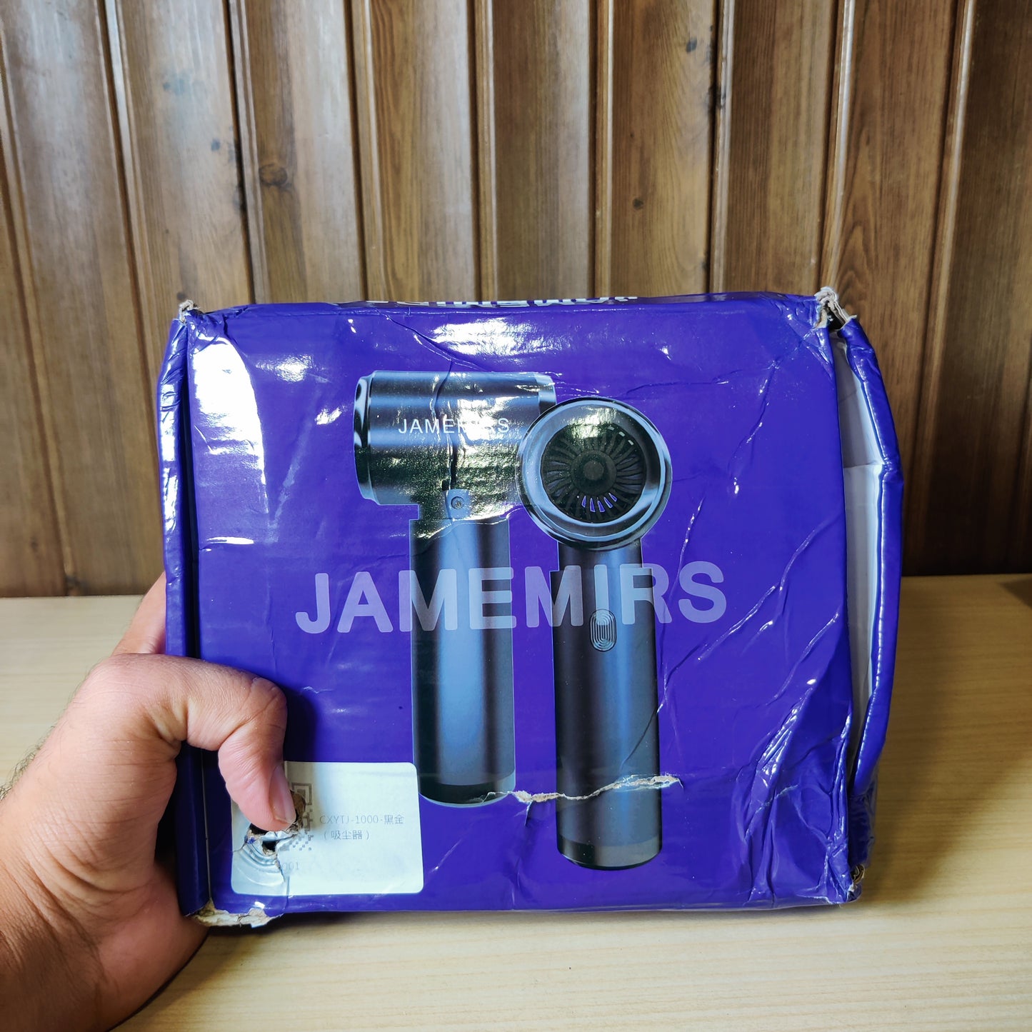 Vaccuum cleaner rechargeable