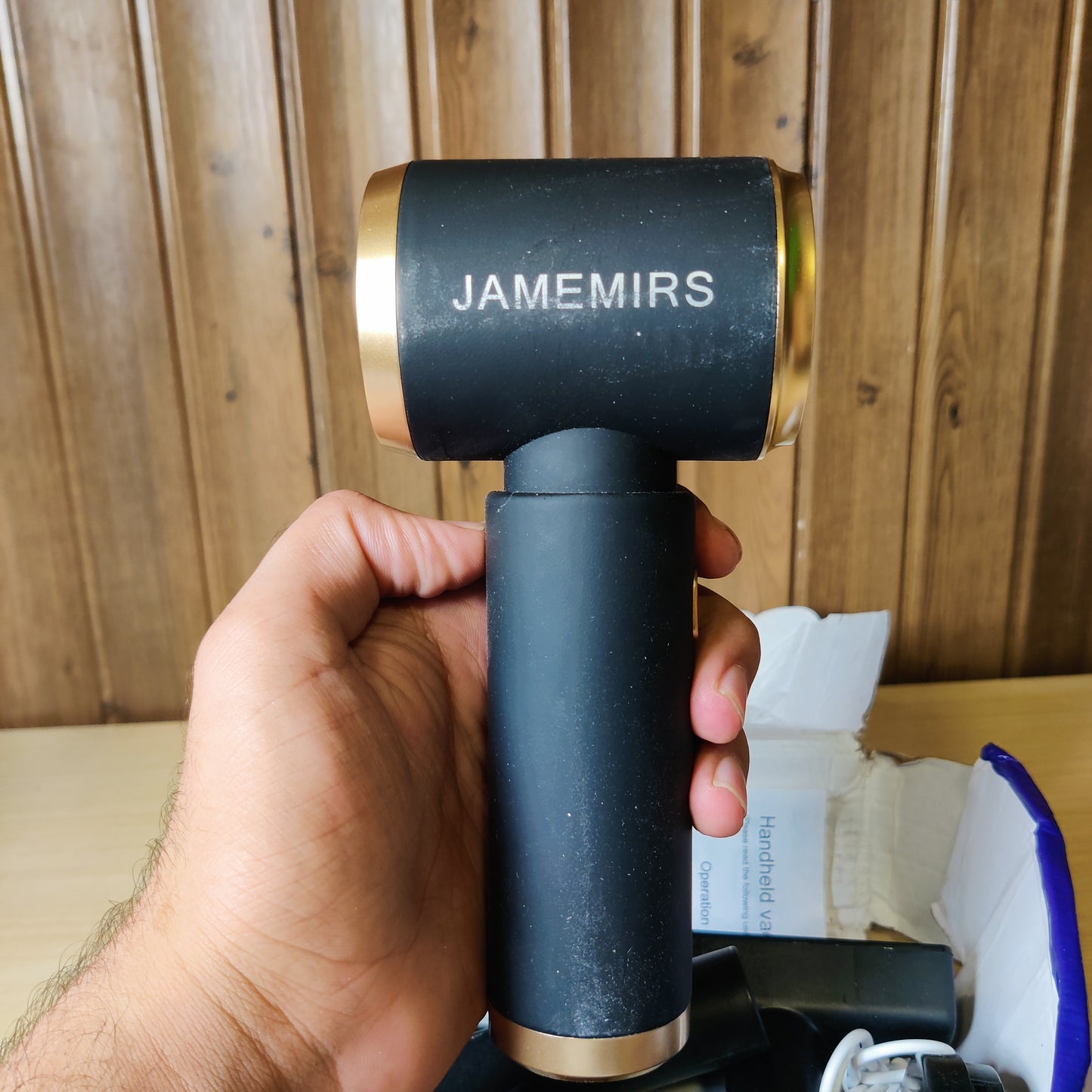 Vaccuum cleaner rechargeable