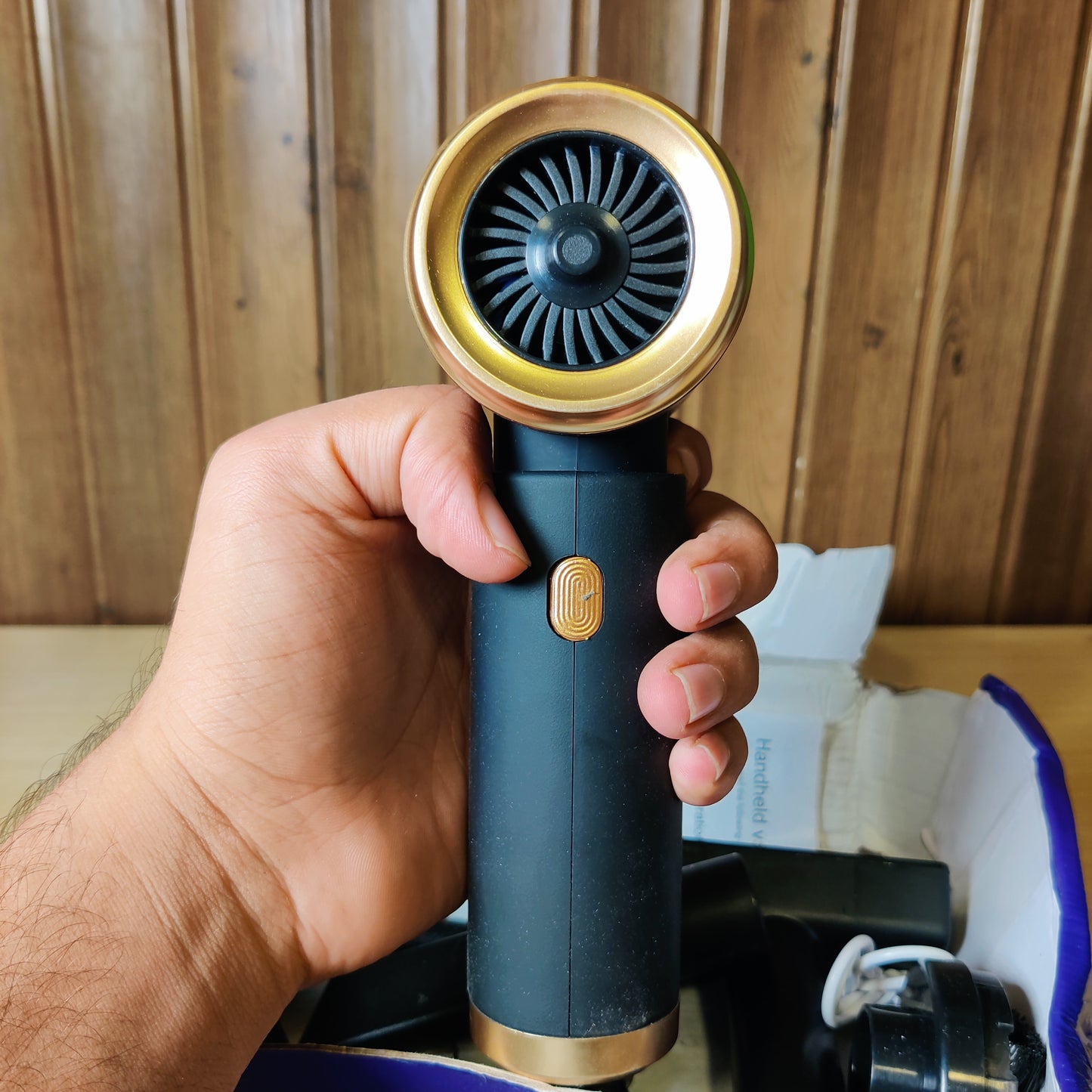 Vaccuum cleaner rechargeable