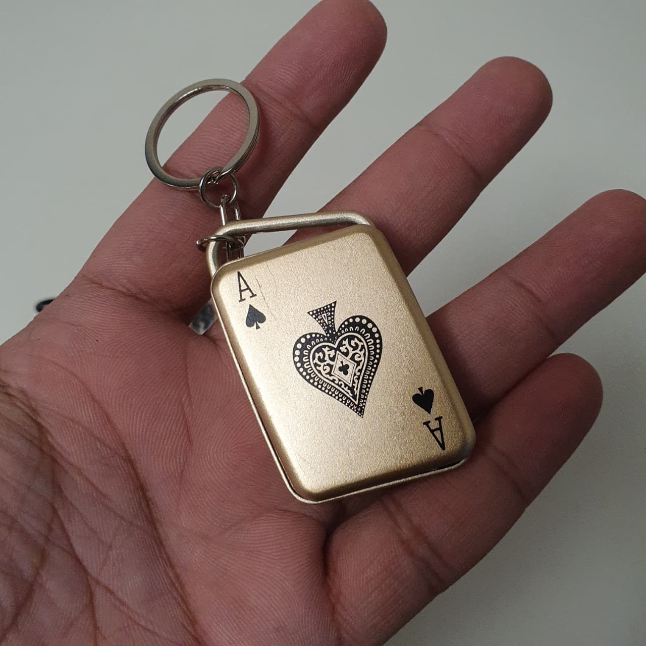 Poker Keychain Cigrete Lighter Rechargeable , 2