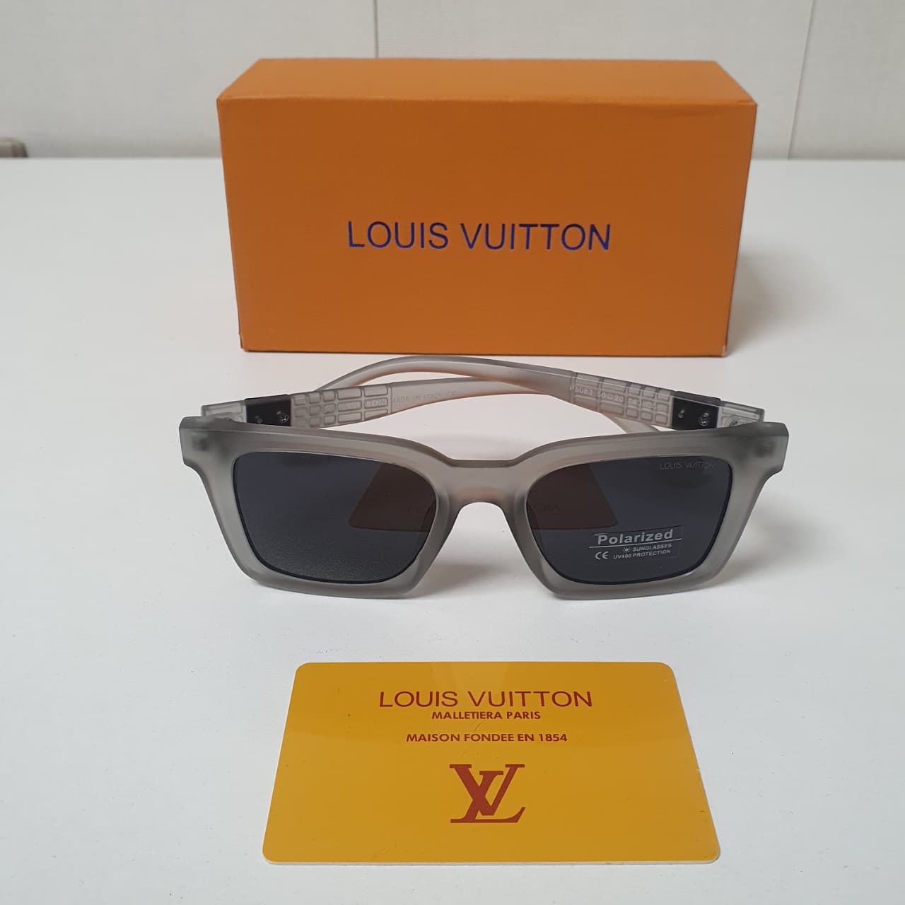 Louis Vuitton Polarized Gents Glasses , 32400
