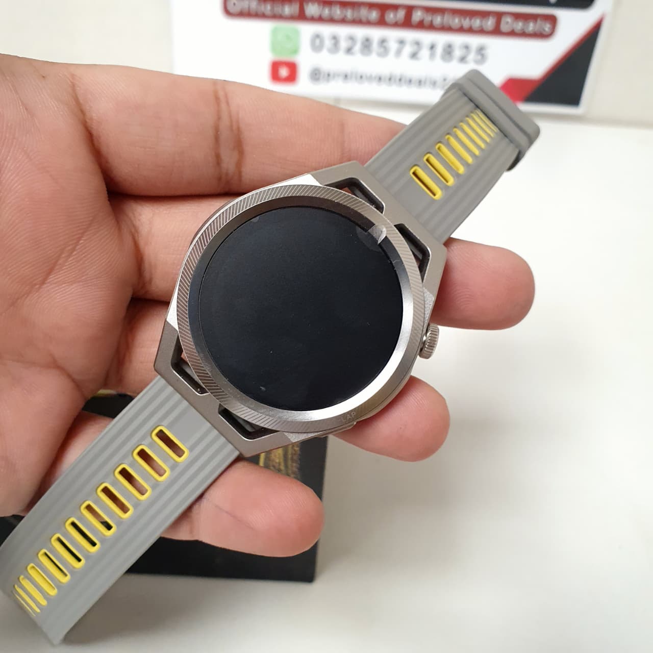 Classic metal Smart Watch Digital BP Tracking Bluetooth Mobile Connectivity Deep Waterproof