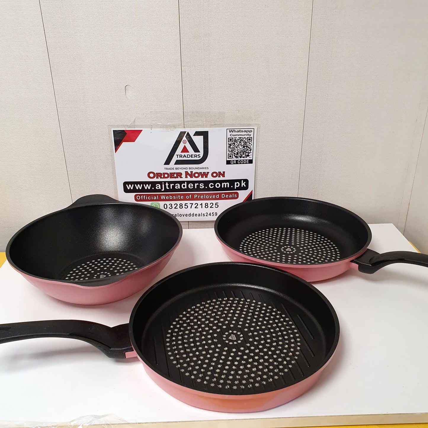 ILO Korean Die Cast Aluminum Non Stick Cookware Set  28cm Frypan, Grill Pan & Wok (3-Piece)