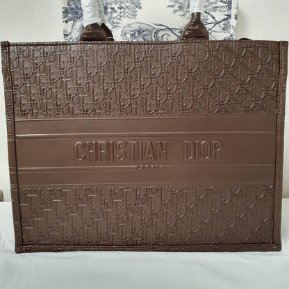 Christian Dior Hand bag With Small Bag, 15950