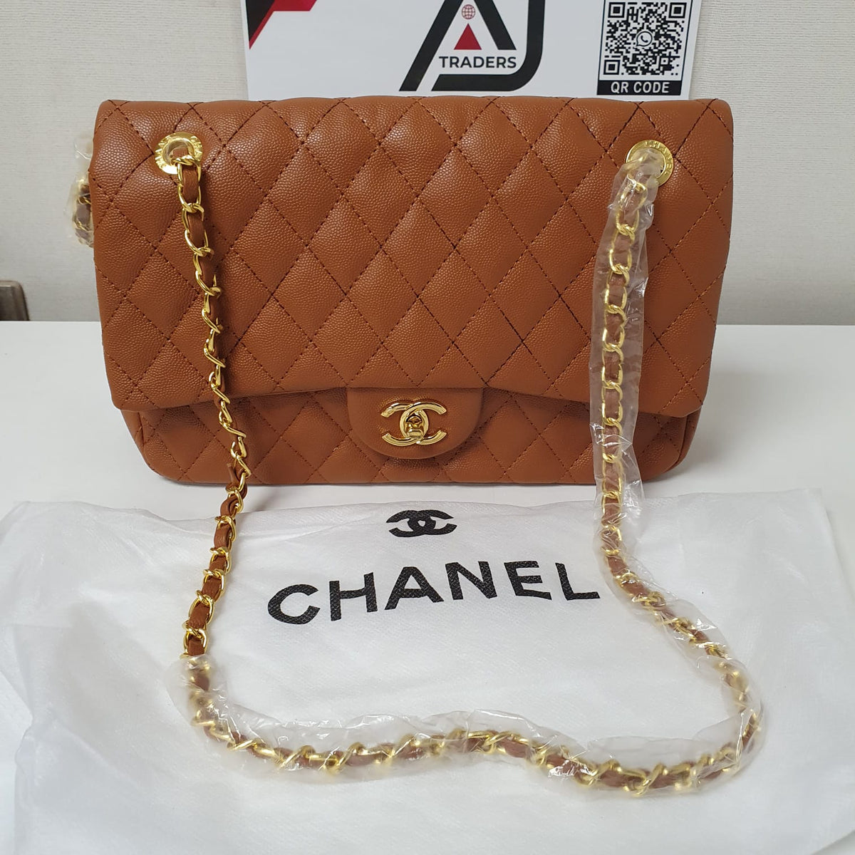 Chanel Ladies Shoulder Bag Golden Chain, 24950