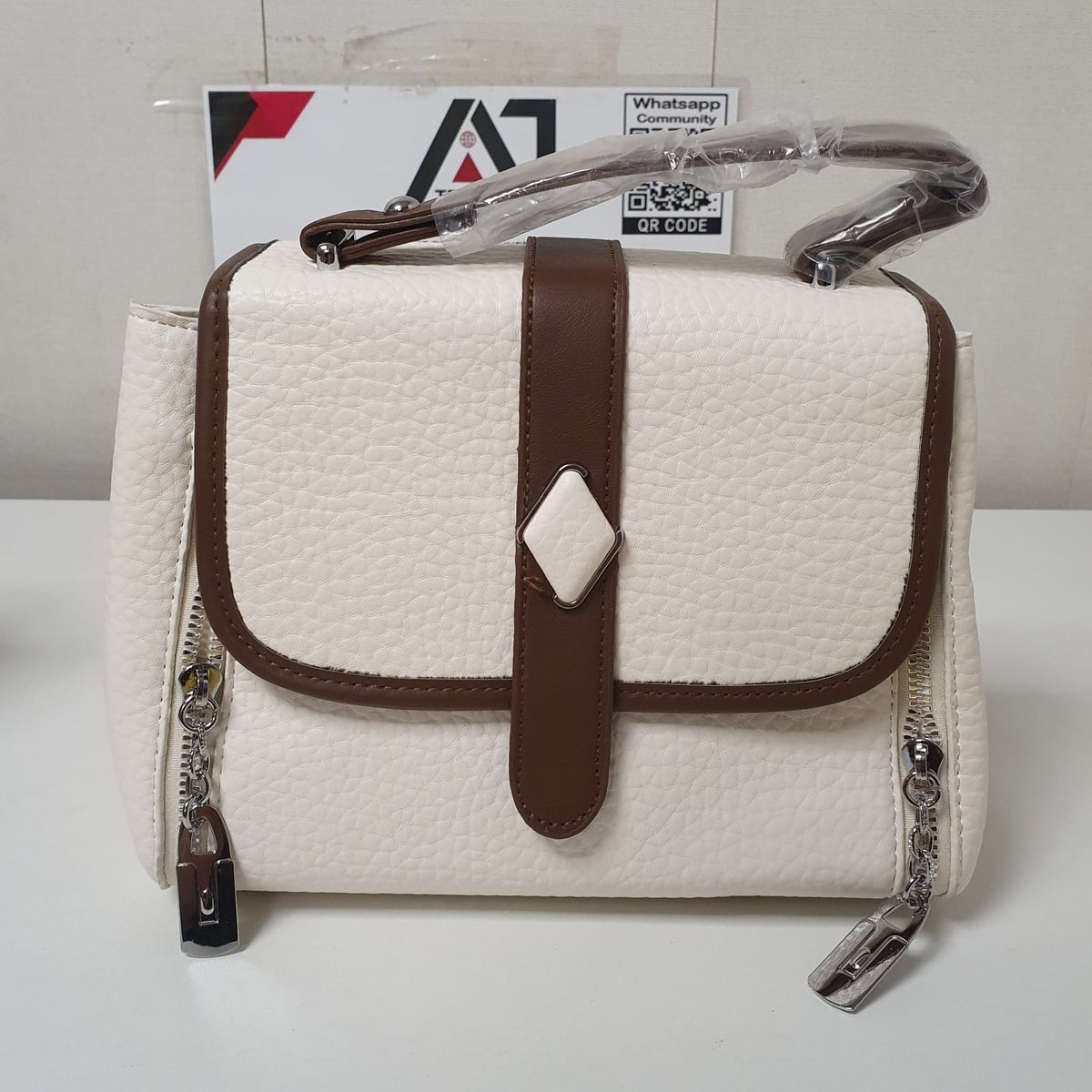 Ladies Hand Bag New Look, 121070