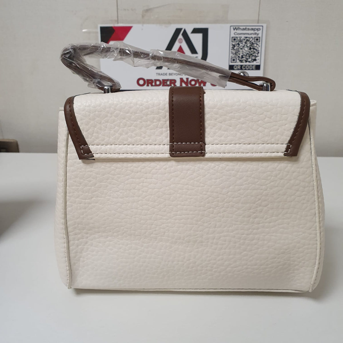 Ladies Hand Bag New Look, 121070