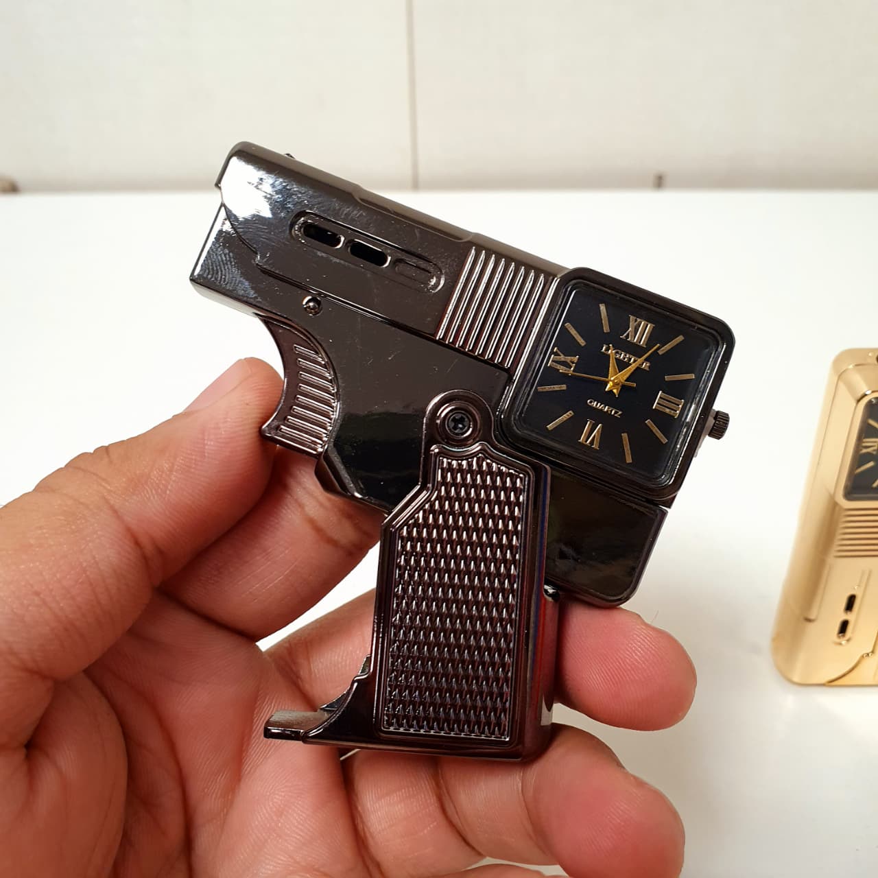 Gun Style Lighter & watch, 112450