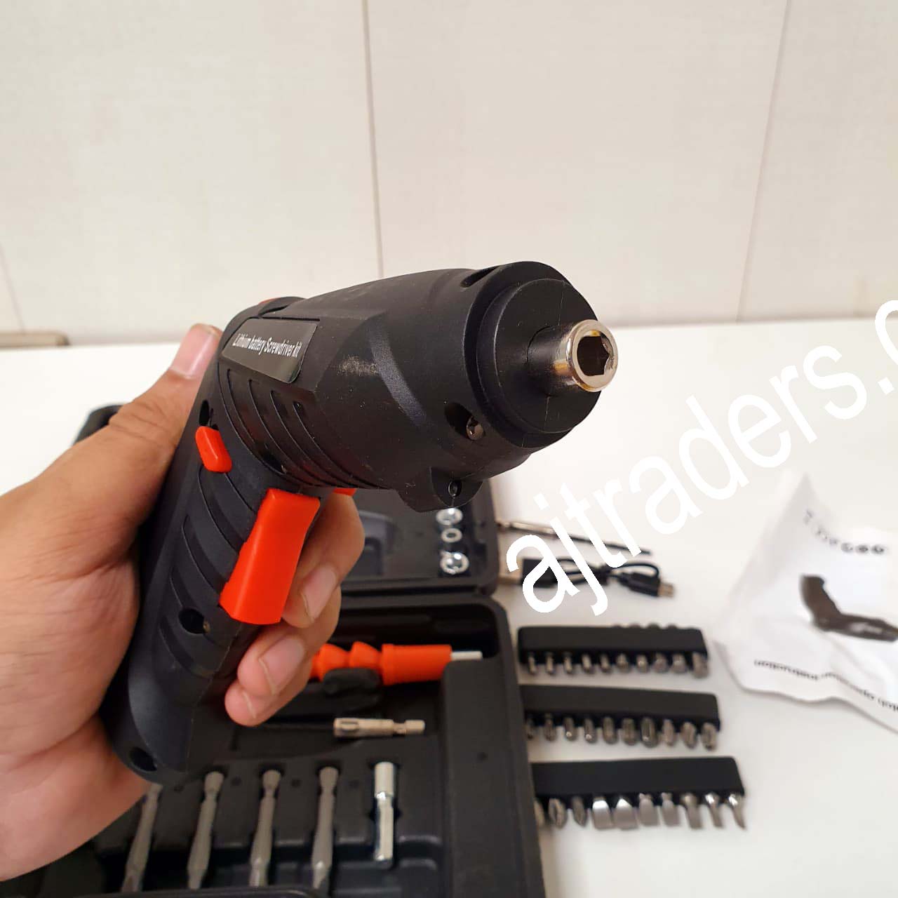 Toolkit Set Rechargeable Screwdriver, 62000