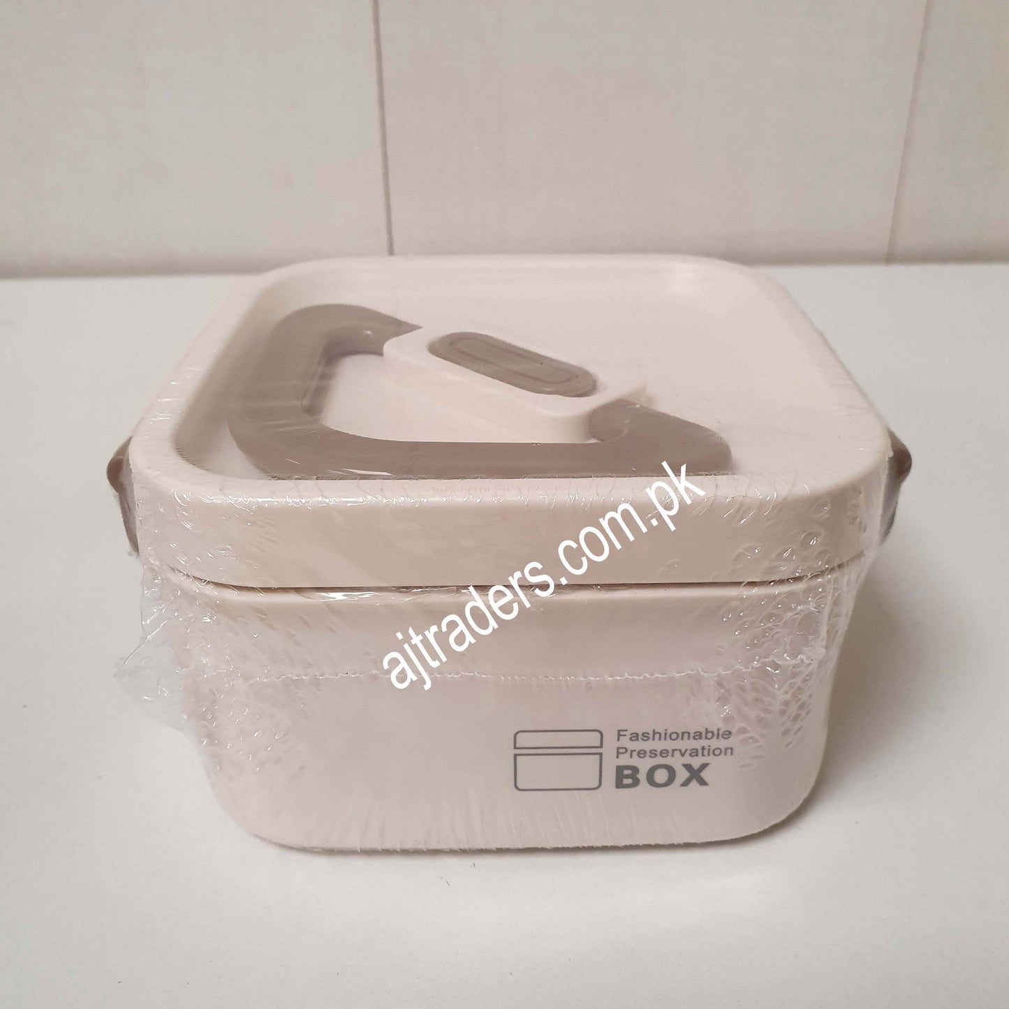 Fashionable Lunch Box, 31200