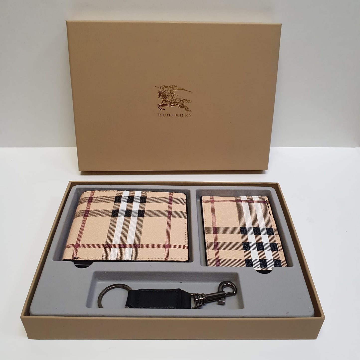 Burberry gents wallet gift pack