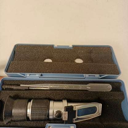 Portable Handheld Refractometer Sugar Refractometer for Measuring Sugar Content in Brewing, Cooking and Food Indurstry